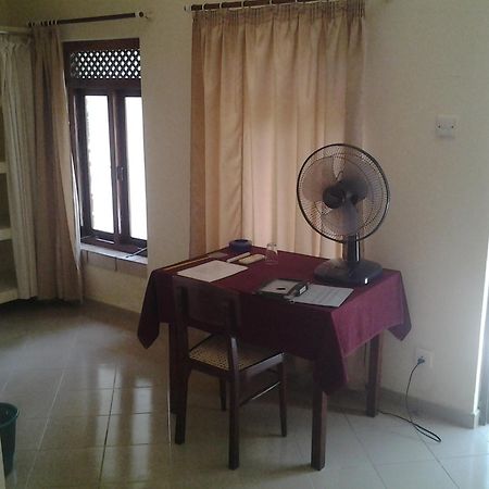 Tandem Guesthouse Hikkaduwa Rum bild