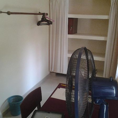 Tandem Guesthouse Hikkaduwa Rum bild